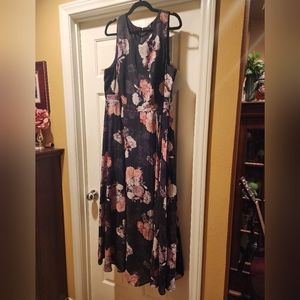 Sleeveless Floral Maxi Dress
